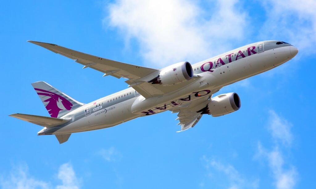 Boeing 787 Dreamliner operated by Qatar Airways takes to the skies. best airlines