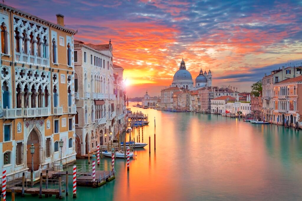 Image of Grand Canal in Venice, with Santa Maria della Salute Basilica in the background.